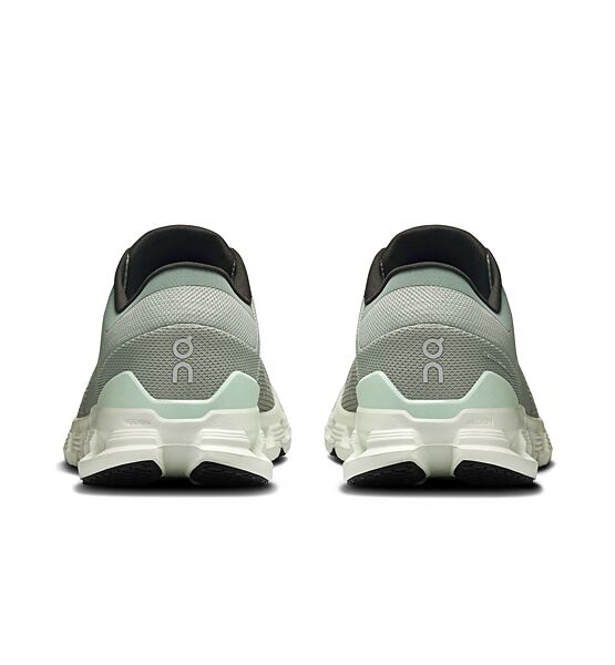 Mens Training Shoes On Cloud X 4
