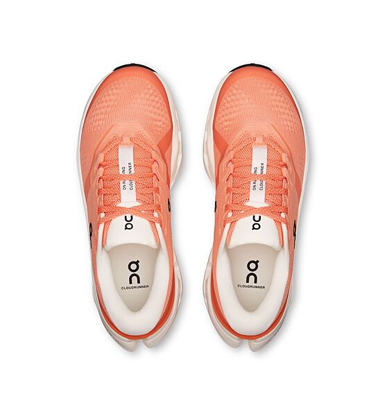 Womens Road Running Shoes On Cloudrunner 3