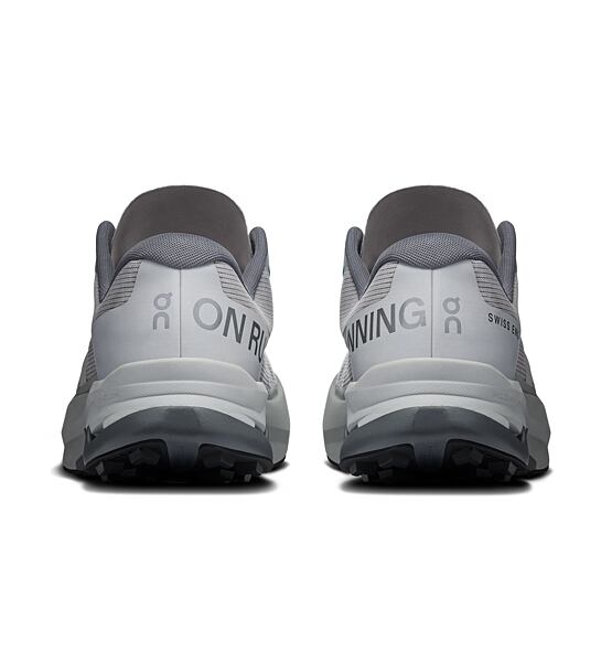 Mens Running Trail Shoes On Cloudultra Peak