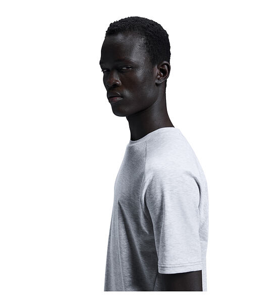 Mens running shirt On Focus-T