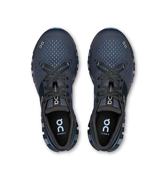 Mens Training Shoes On Cloud X 4