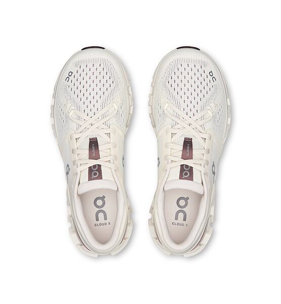 Womens Training Shoes On Cloud X 4