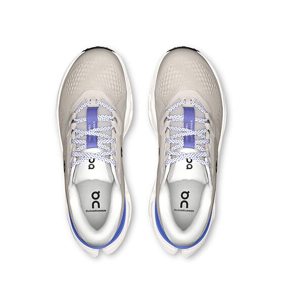Womens Road Running Shoes On Cloudrunner 3