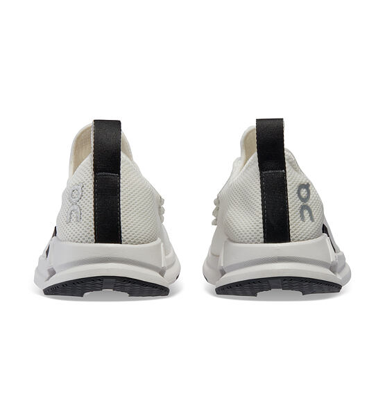 Womens leisure shoes On Cloudeasy