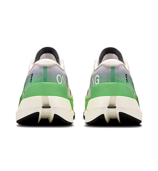 Mens Road Running Shoes On Cloudboom Max