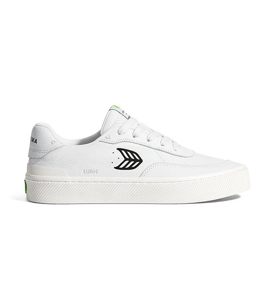 Mens leisure shoes Cariuma LUAN PRO White Premium Leather Black Logo Sneaker