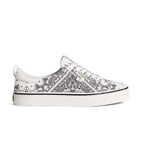 Mens leisure shoes Cariuma OCA Low Off-White Bandana Canvas Sneaker