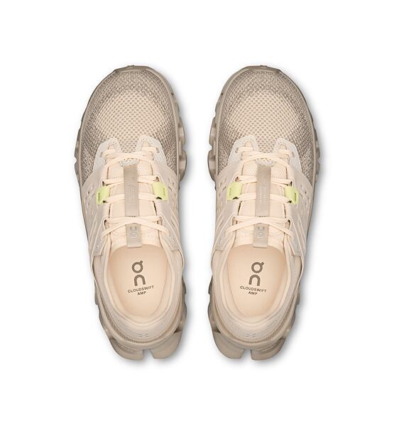 Womens Road Running Shoes On Cloudswift Amp