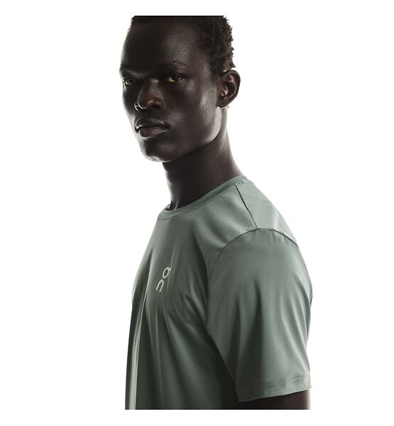 Mens running shirt On Core-T