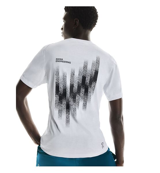 Mens running shirt On Train-T Graphic