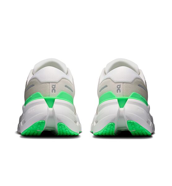 Womens Road Running Shoes On Cloudrunner 3