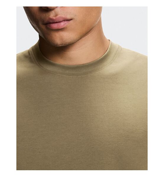 Mens running shirt On Focus-T