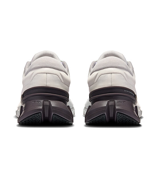 Mens Road Running Shoes On Cloudflyer 5