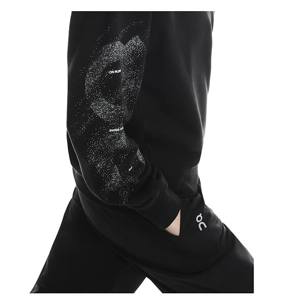 Womens sweatshirt On Club Crew Graphic