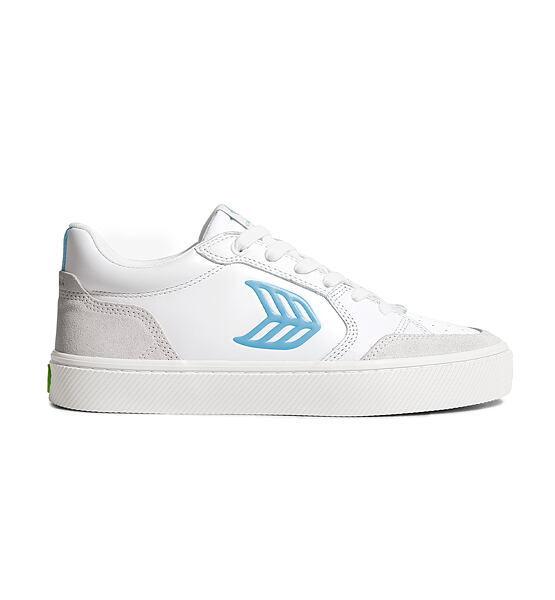 Womens leisure shoes Cariuma VALLELY White Leather Vintage White Suede Argentina Blue Logo Sneaker