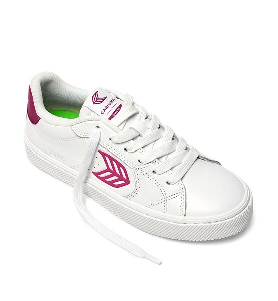 Womens leisure shoes Cariuma SALVAS White Leather Jazzy Pink Logo Sneaker