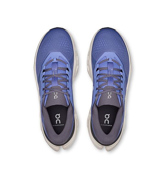 Mens Road Running Shoes On Cloudrunner 3