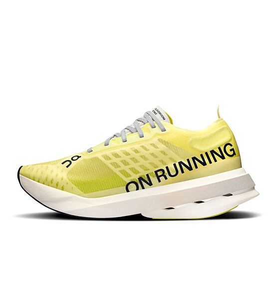 Womens Road Running Shoes On Cloudboom Strike