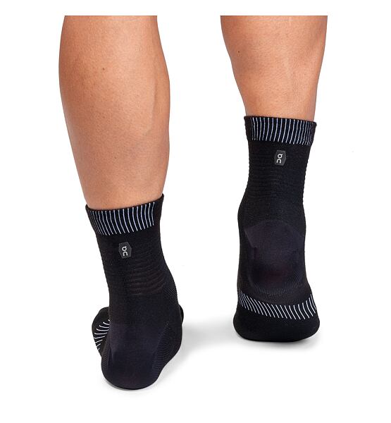 Mens Socks On Ultralight Mid Sock