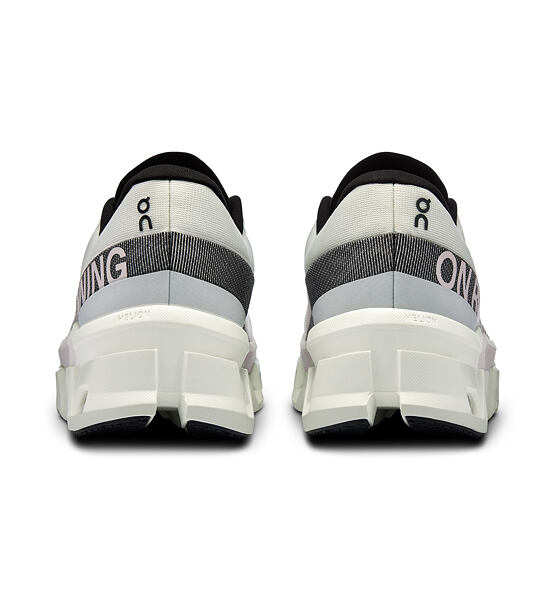 Womens Road Running Shoes On Cloudmonster 2