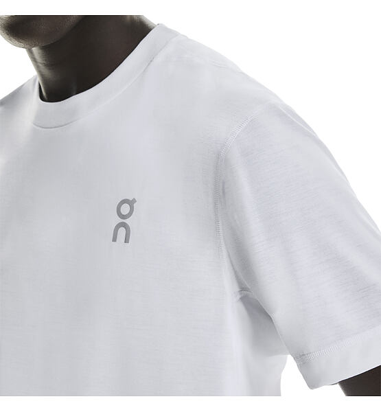 Mens running shirt On Train-T Graphic