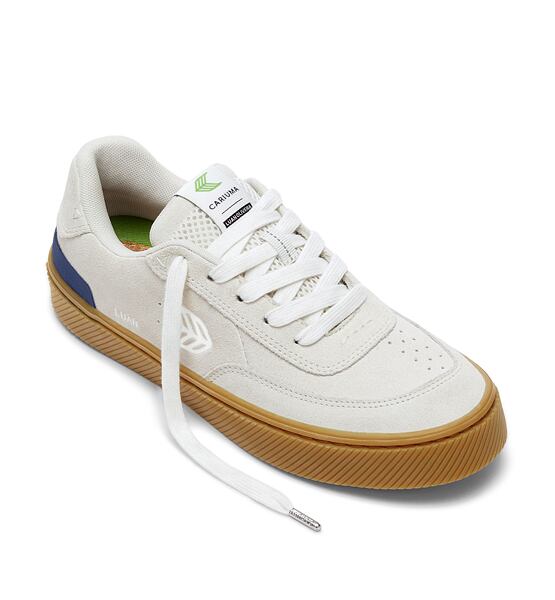 Mens leisure shoes Cariuma LUAN PRO Suede Smoke White