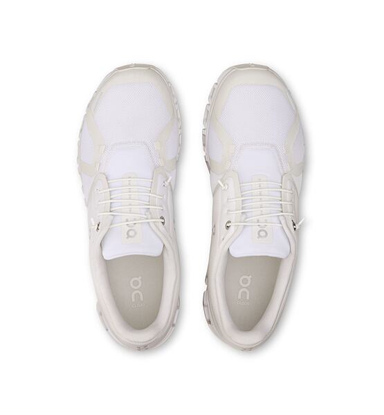 Mens leisure shoes On Cloud 6