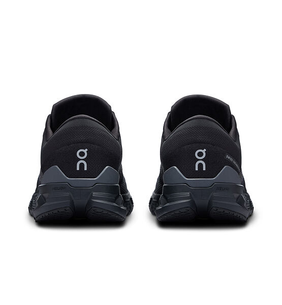 Mens Training Shoes On Cloud X 4