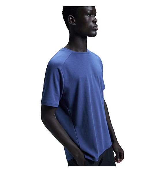 Mens running shirt On Focus-T