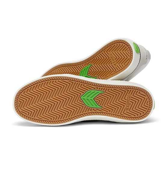 Pánské volnočasové boty Cariuma VALLELY PRO Vintage White Suede and Off-White Cordura Black Logo Sne