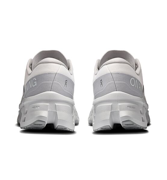 Mens Road Running Shoes On Cloudmonster 3