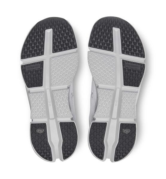 Womens Road Running Shoes On Cloudgo
