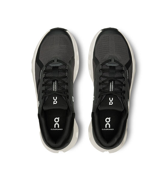 Mens Road Running Shoes On Cloudrunner 2