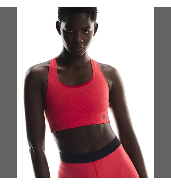 Womens Sports Bra On Pace Pocket Bra