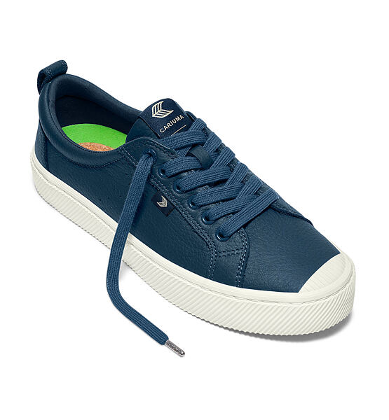 Womens leisure shoes Cariuma OCA Low Dark Denim Premium Leather Sneaker