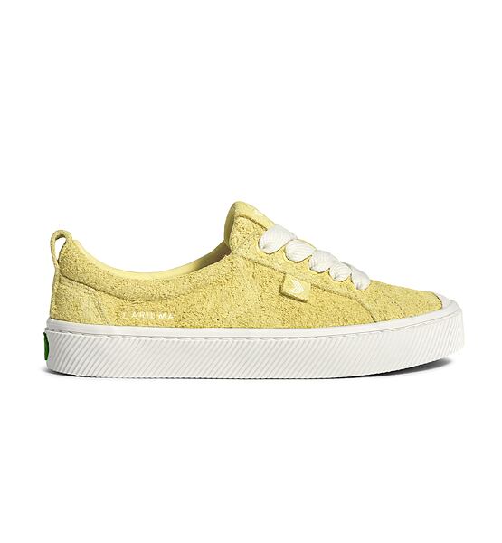 Womens leisure shoes Cariuma OCA Low Lemonade Hairy Suede Sneaker