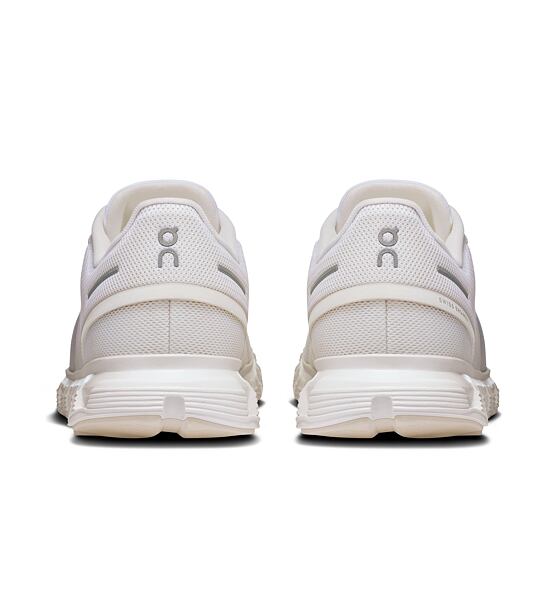 Womens leisure shoes On Cloud 6