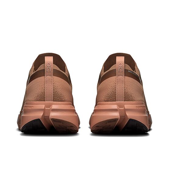 Mens Running Trail Shoes On Cloudsoma
