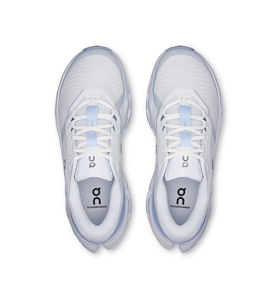 Womens Road Running Shoes On Cloudrunner 3