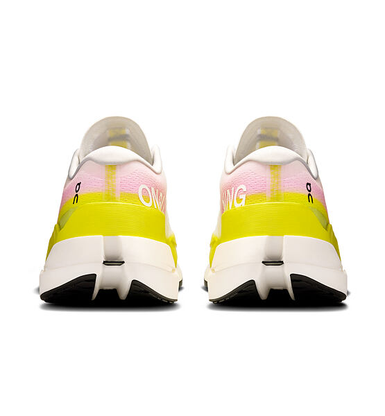 Womens Road Running Shoes On Cloudboom Max