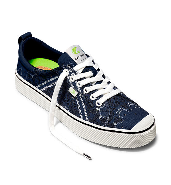 Womens leisure shoes Cariuma OCA Low Navy Bandana Canvas Sneaker