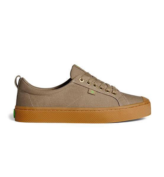 Womens leisure shoes Cariuma OCA Low Gum Burnt Sand Canvas Sneaker