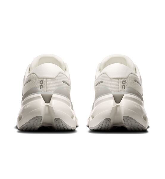 Mens Road Running Shoes On Cloudrunner 3