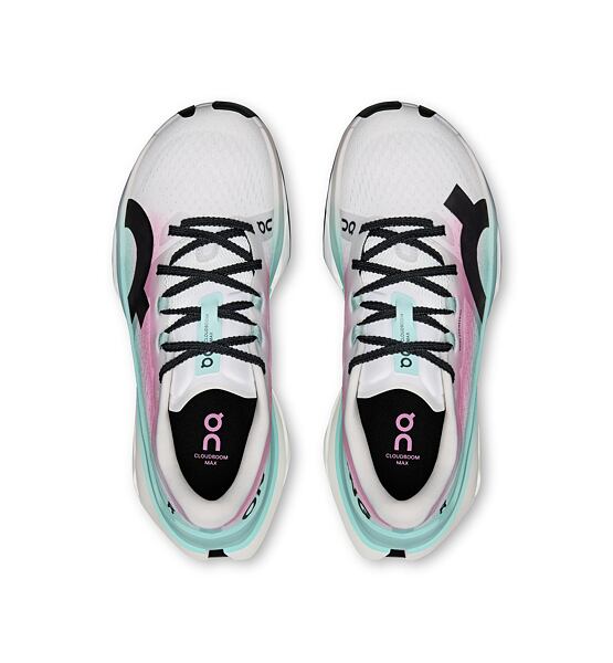 Womens Road Running Shoes On Cloudboom Max