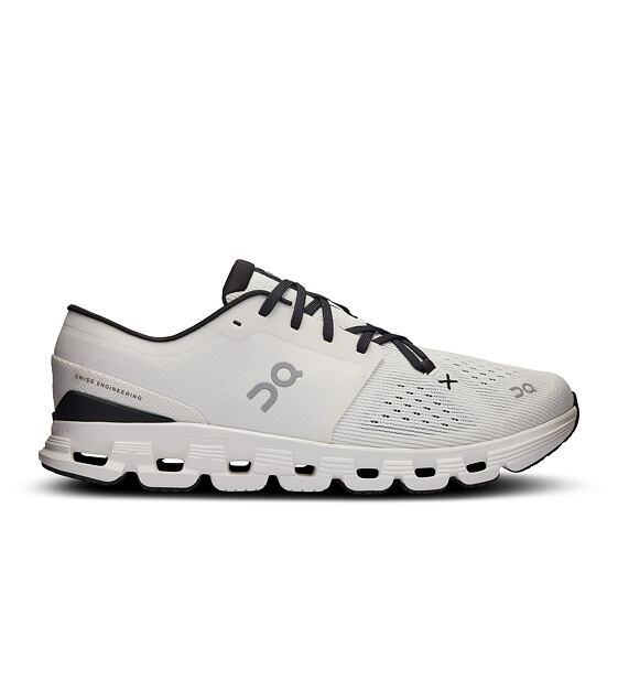 Womens Training Shoes On Cloud X 4