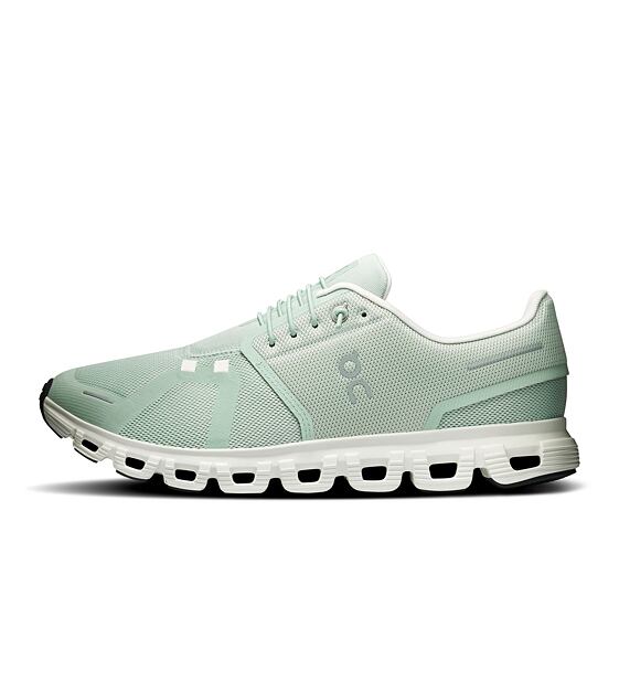 Mens leisure shoes On Cloud 6