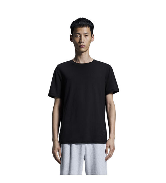Mens T-shirt On Studio-T