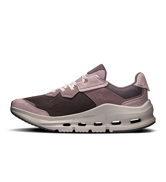 Womens leisure shoes On Cloudnova Rift
