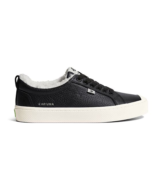 Mens leisure shoes Cariuma OCA Therma Low Black Premium Leather Sneaker