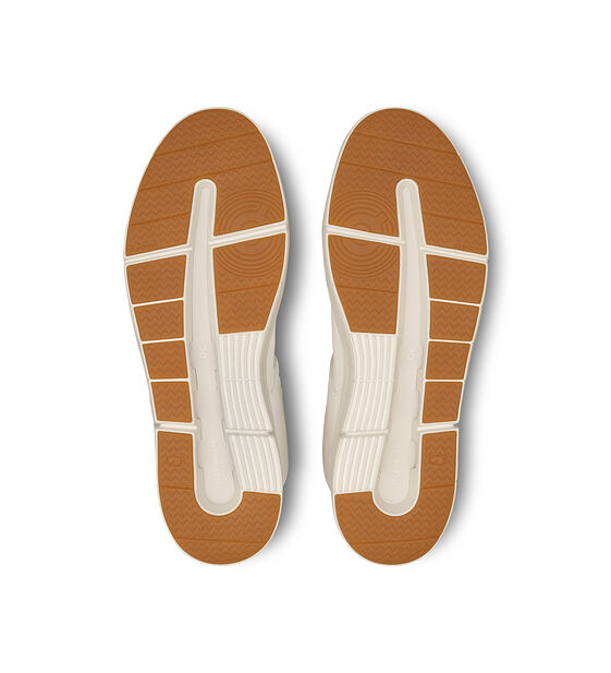 Womens leisure shoes On THE ROGER Clubhouse Mid